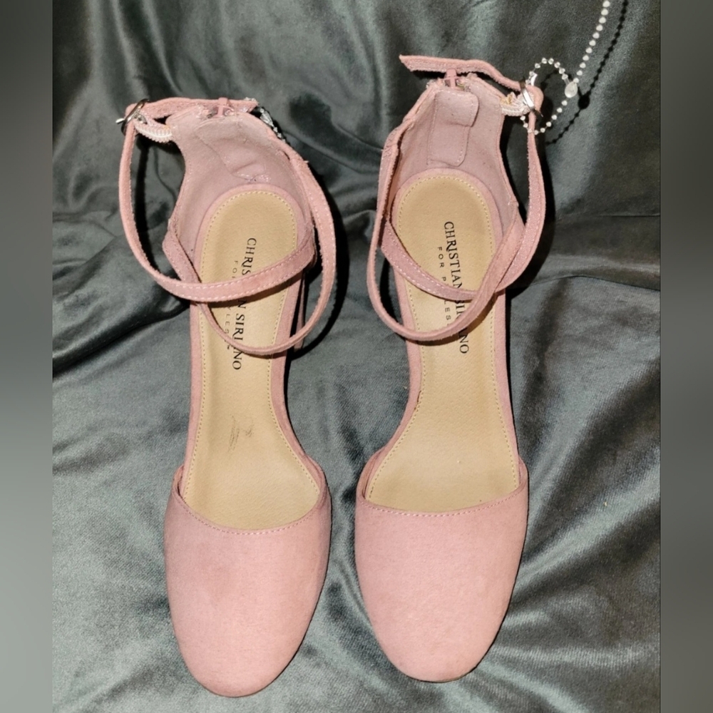Christian Siriano Soft Pink Faux Suede Chunky Heel Ankle Strap Heels Sz 7